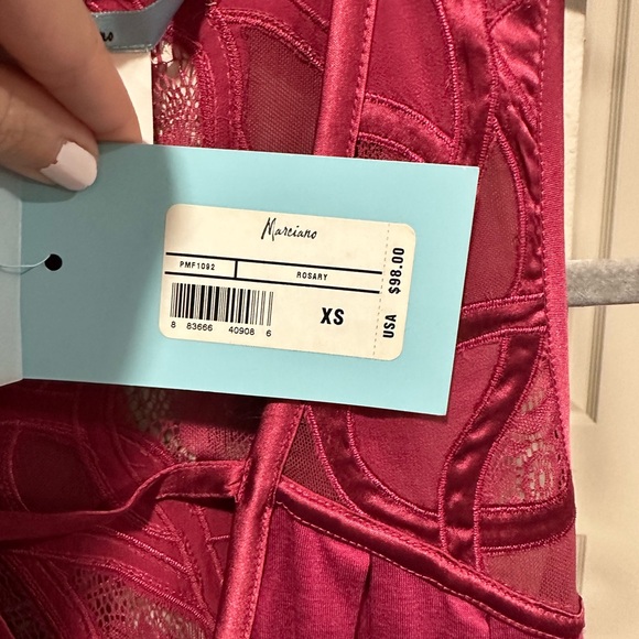 Top - Picture 3 of 5